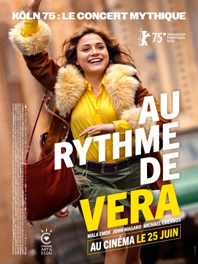 Découvrez l’affiche de HOT MILK !